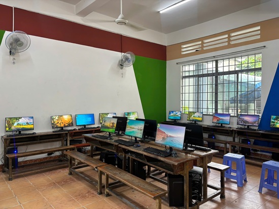 2026_6_Lễ bàn giao máy tính_hình3.jpg