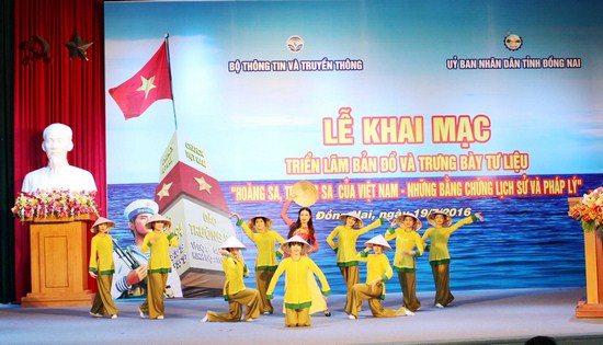 images1624923_trien_lam1 (Copy).jpg