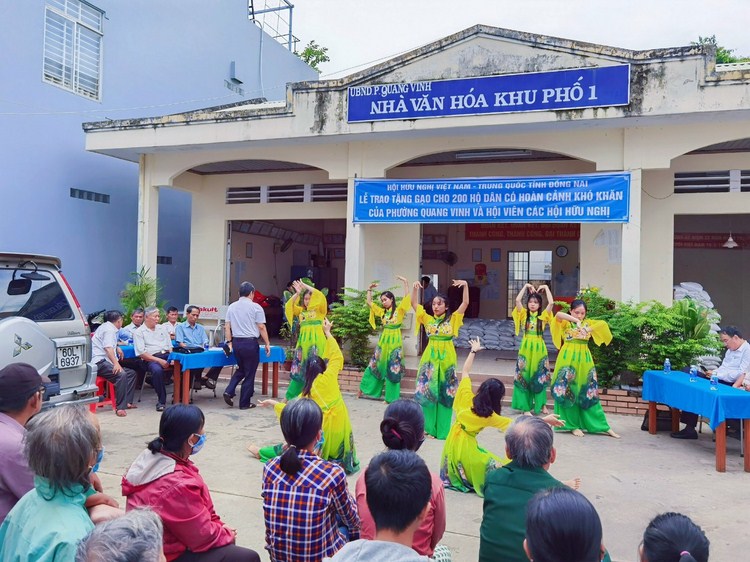 z2097167849208_f2b186369c5d5e59b4bdd20de7a7b5c2 (Copy).jpg