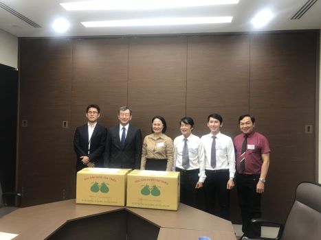 HHN V-N-BAI VIET DAC SAN 1.jpg