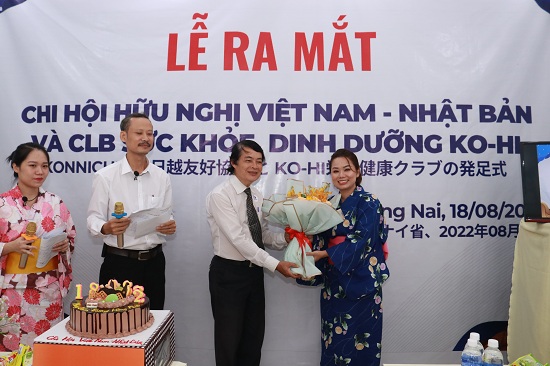 8-2022 CHI HOI VIET-NHAT - Copy.JPG