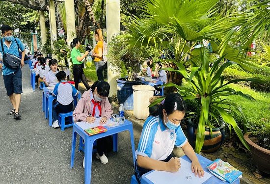 Vẽ tranh V-N 23 2.jpg