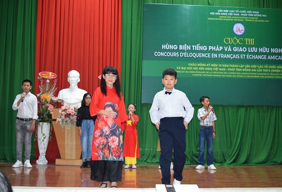 Hùng biện T.Pháp 1.JPG