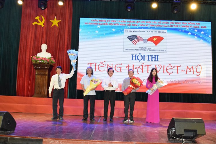 z4715659689697_7128269255625b280f2d42b3789240b1 (Sao chép).jpg