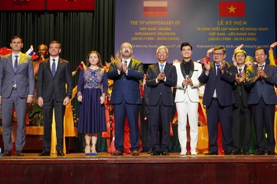 2025-75 NAM VIET NGA 1.jpg