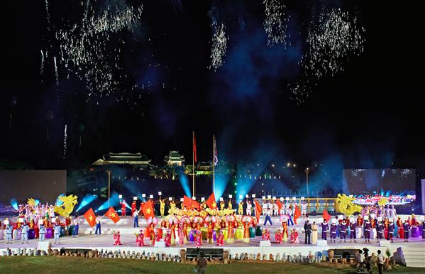 Ảnh 4. Van mieu Tran Bien_600_10102025171430.jpg