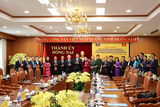 DOAN CHAMPASAK-HINH5.jpg