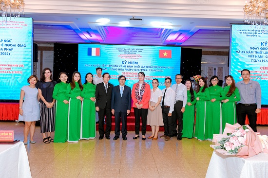 4-2022-KN QUOC TE PHAP NGU 1.JPG