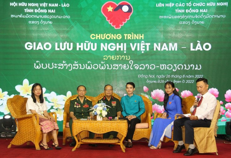 8-2022 GIAO LUU VIET LAO 2.jpg